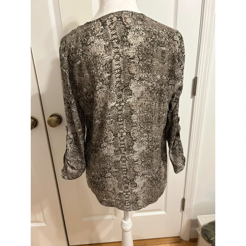 DR2 small animal snake print blouse roll tab sleeve tunic green brown office‎